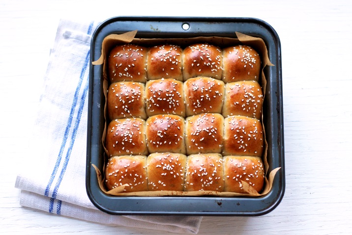 American Dinner Rolls mit Salbei und brauner Butter Rezept