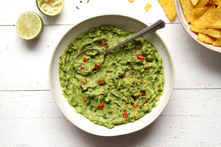 Guacamole mit Tomaten