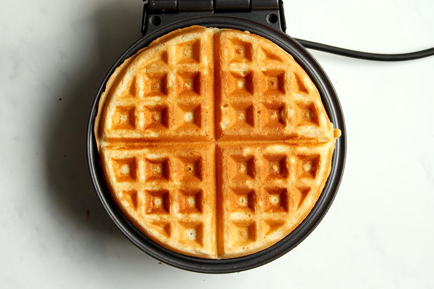 Gebackene Waffel in Waffeleisen