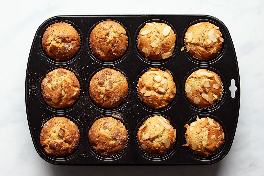 Gebackene Apfelmuffins in Form