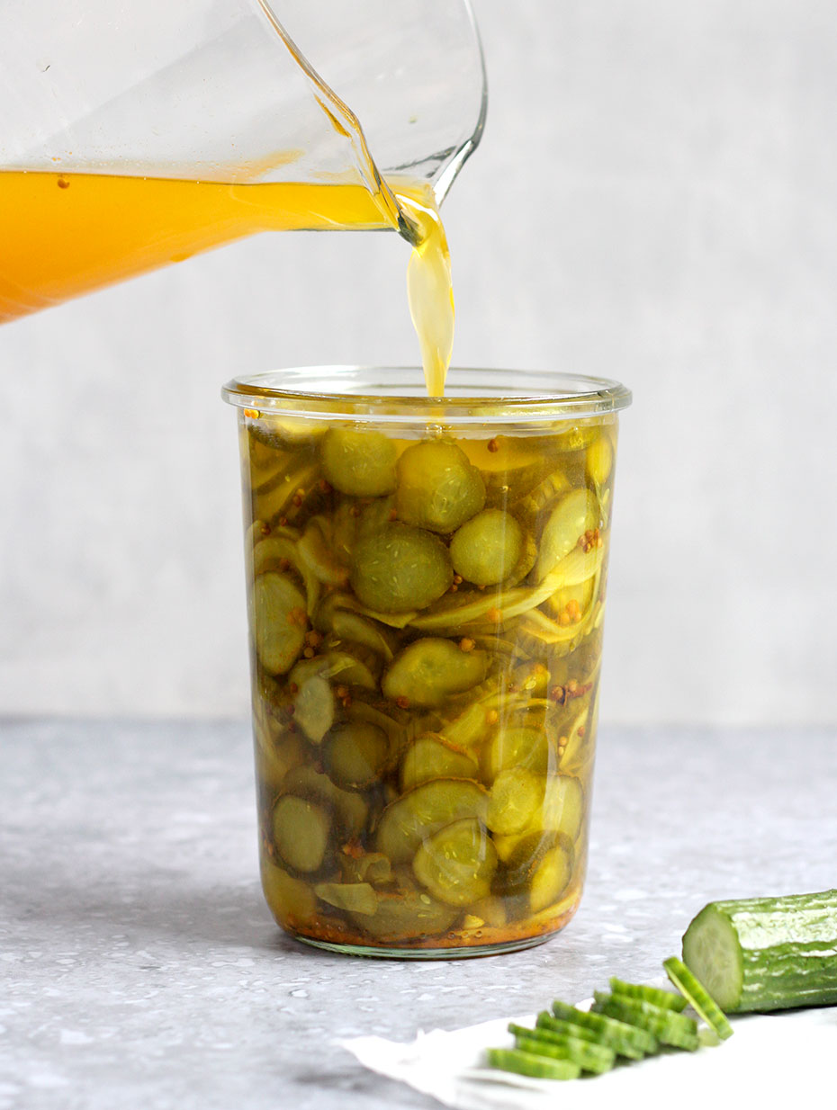Bread and Butter Pickles Rezept Burgergurken » Taste of Travel