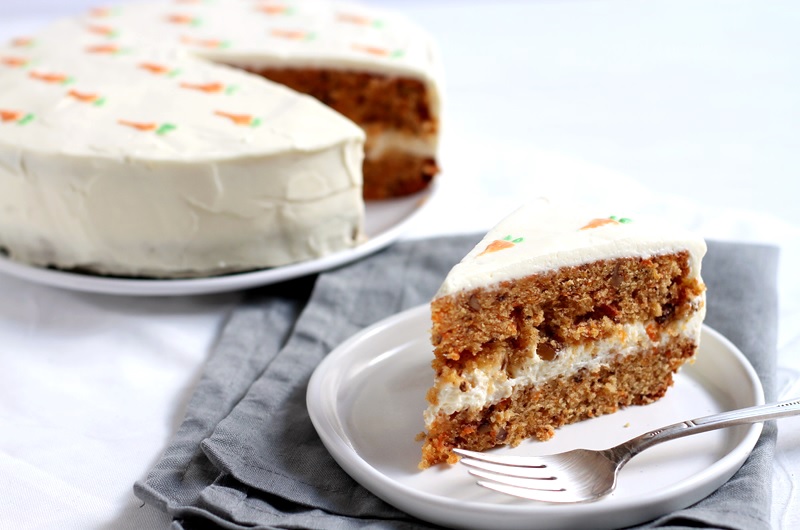 Carrot Cake with Cream Cheese Frosting Rezept