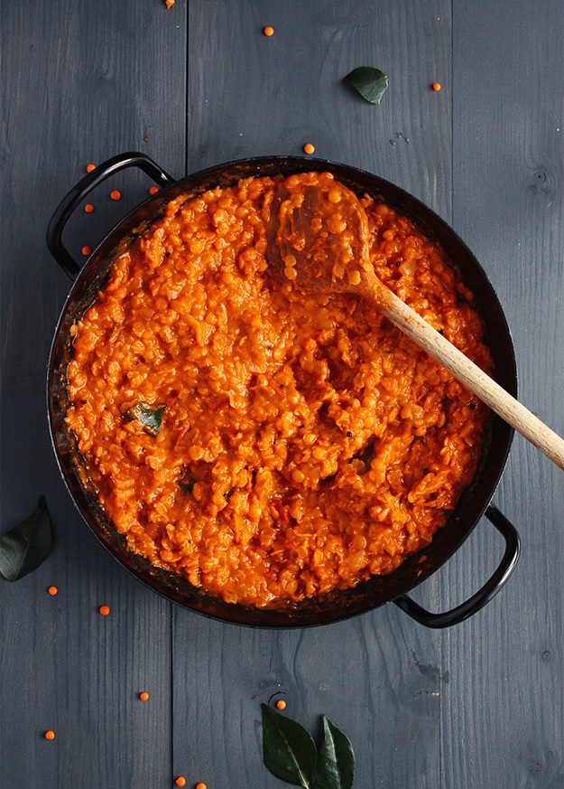 Dhal mit roten Linsen