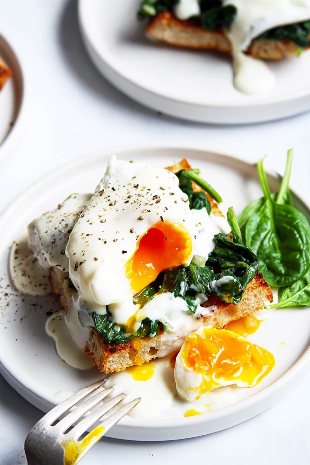 Eggs Florentine mit der perfekten Sauce » Taste of Travel