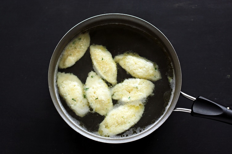 Griessnockerl kochen