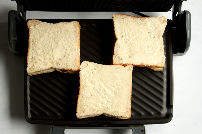 Toasts in Kontaktgrill