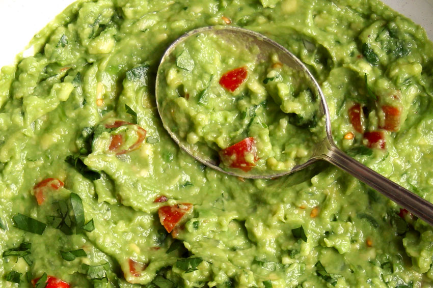Cremige Guacamole – Der beste Avocado-Dip » Taste of Travel