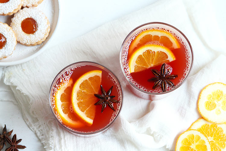 Orangenpunsch Rezept mit Tee und Rum
