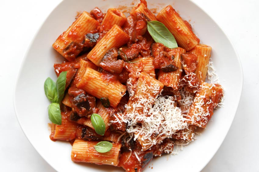 Pasta alla Norma mit Rigatoni