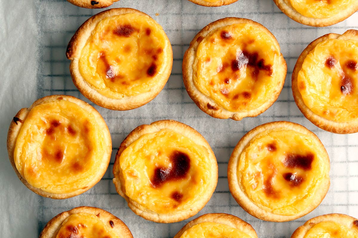 Pasteis de Nata auf Gitter