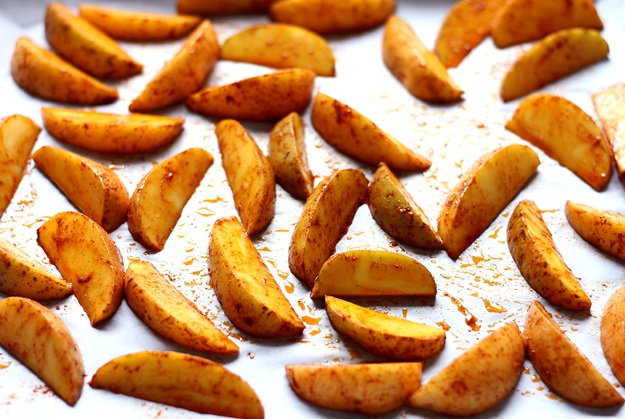 Potato Wedges auf Blech auflegen Rezept