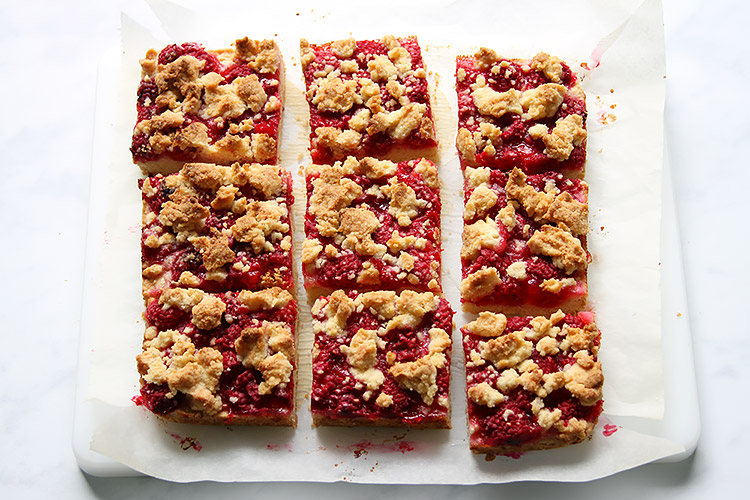 Himbeer Crumble Bars Stücke