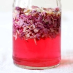 Fliederblütensirup