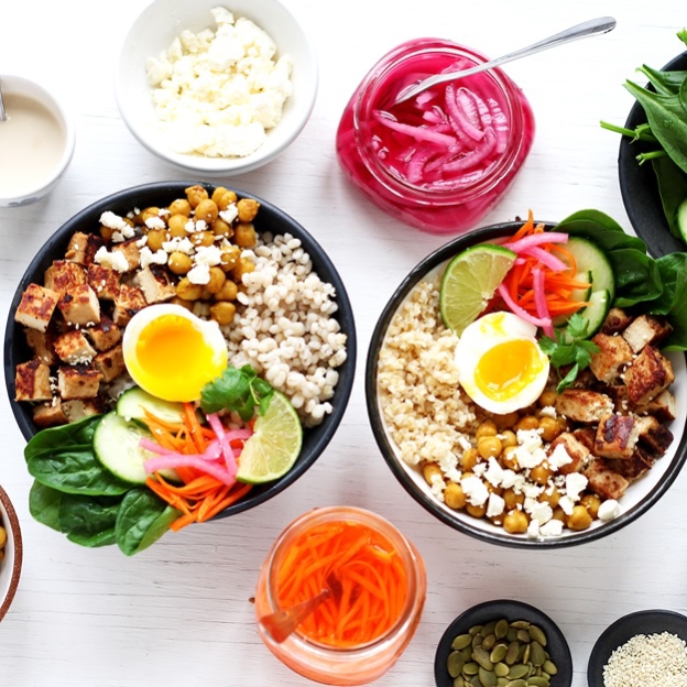 Rezept Grain Bowl vegetarisch Tofu Kichererbsen » Taste of Travel