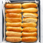 Einfache Hot Dog Brötchen