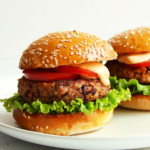 Vegetarischer Burger mit Kidneybohnen Patty