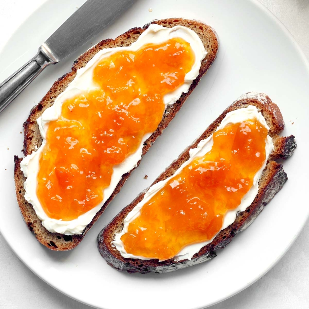 Marillenmarmelade Brot