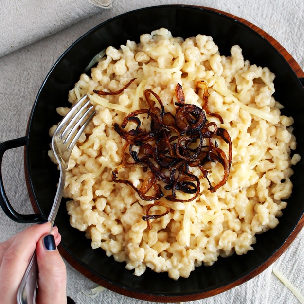 Käsespätzle mit Röstzwiebeln