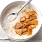 Porridge mit Apfel