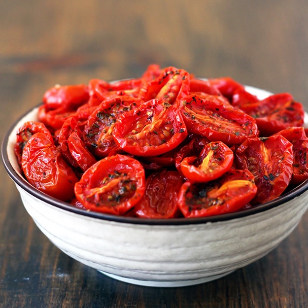 Rezept halb getrocknete Tomaten im Backofen