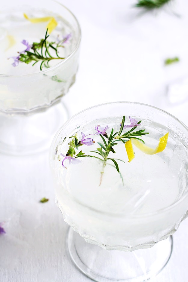 Rosemary Gin Fizz Rezept