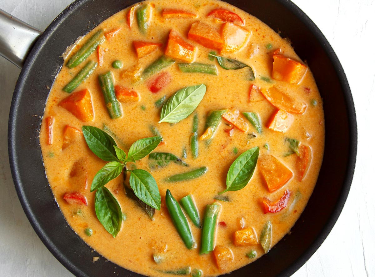 Rotes Curry Rezept Vegan » Taste of Travel