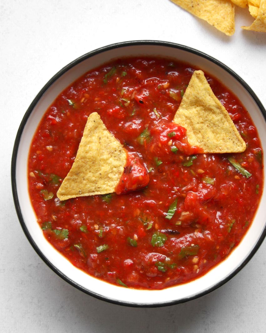 Salsa Roja mit Chips