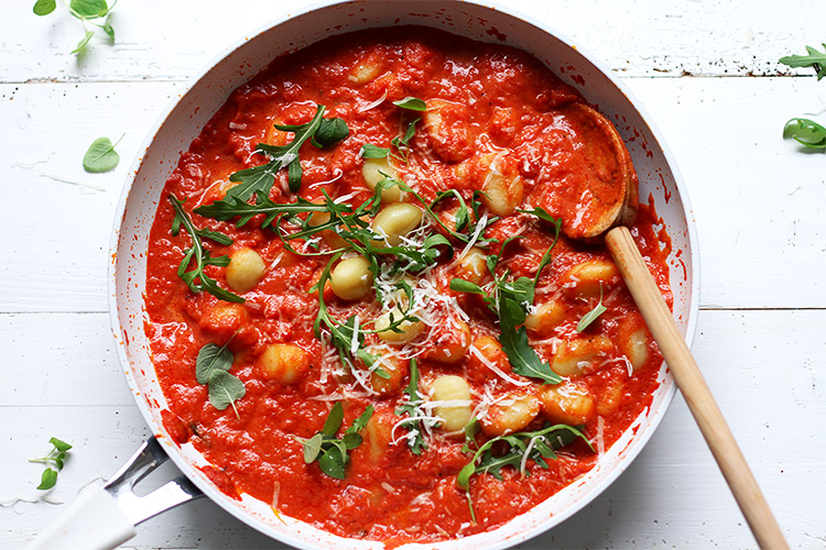 Schnelle Gnocchi in Tomatensauce Rezept