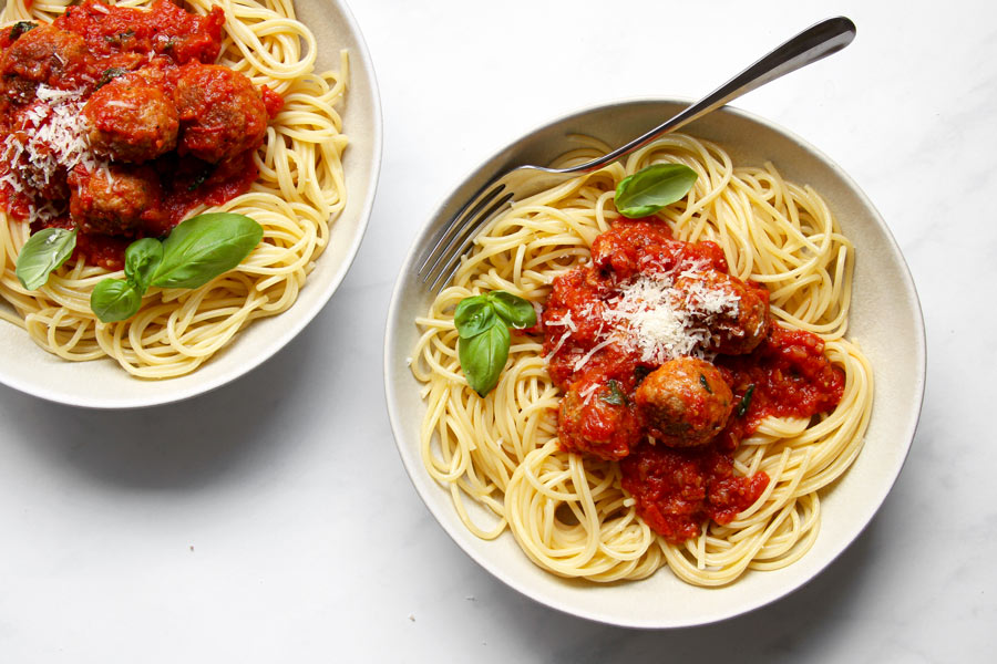 Spaghetti and Meatballs Rezept