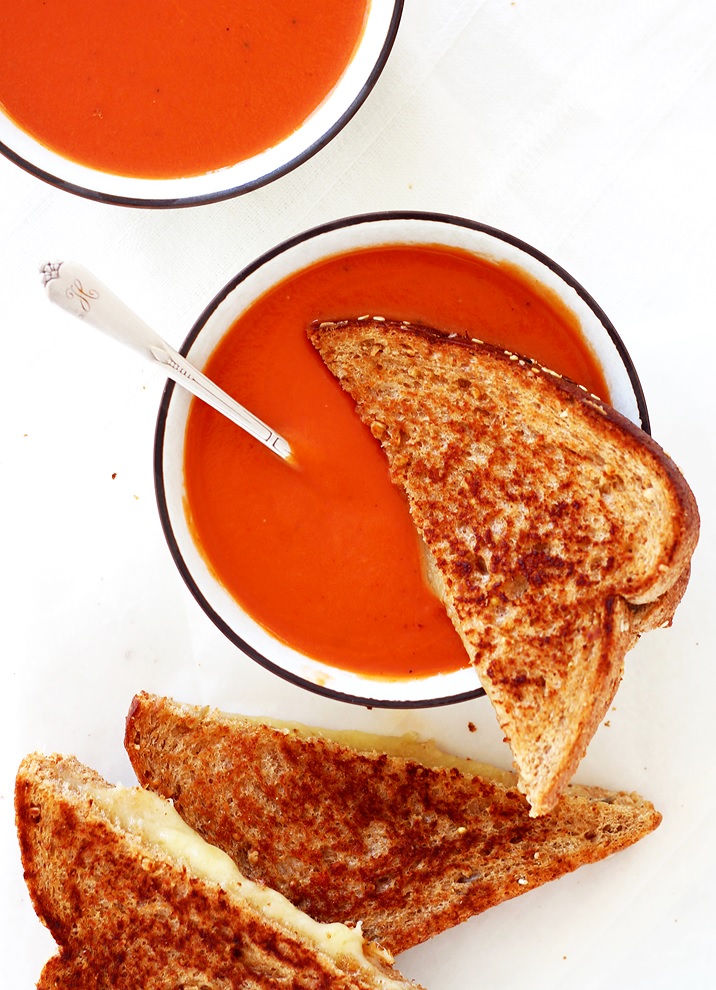 Tomato Soup Grilled Cheese Sandwich in der Pfanne gemacht - Rezept