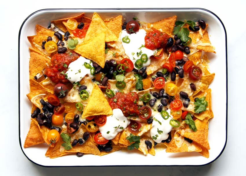 Vegetarische Nachos mit Bohnen