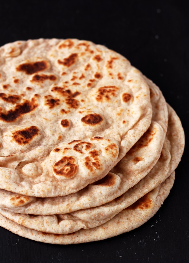 Schnelles Vollkorn Naan - mit Video » Taste of Travel