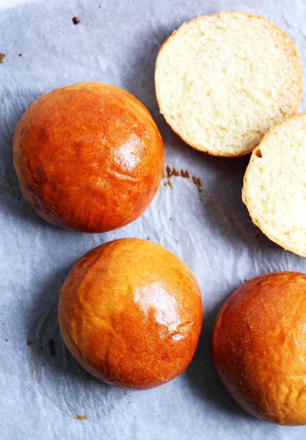 Weiche Burger Brötchen Rezept