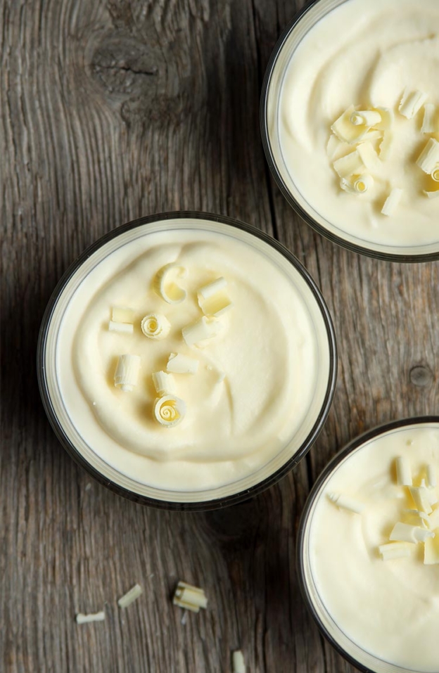 Weiße Schokomousse ohne Ei (2 Zutaten) » Taste of Travel Weiße Schokomousse ohne Ei (2 Zutaten) » Taste of Travel