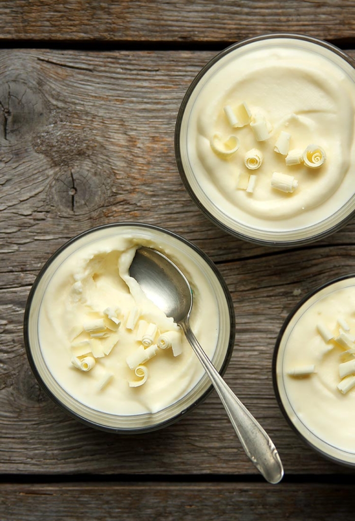 Weiße Schokomousse ohne Ei (2 Zutaten) » Taste of Travel Weiße Schokomousse ohne Ei (2 Zutaten) » Taste of Travel