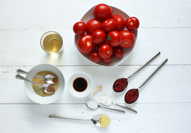 Zutaten für selbstgemachtes Ketchup