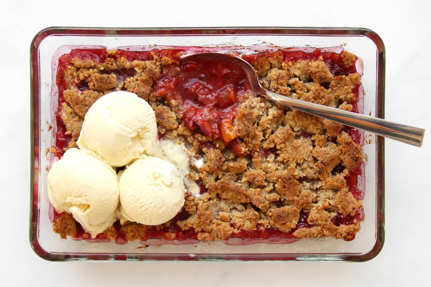 Zwetschgencrumble mit knusprigen Streuseln